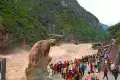 虎跳峽