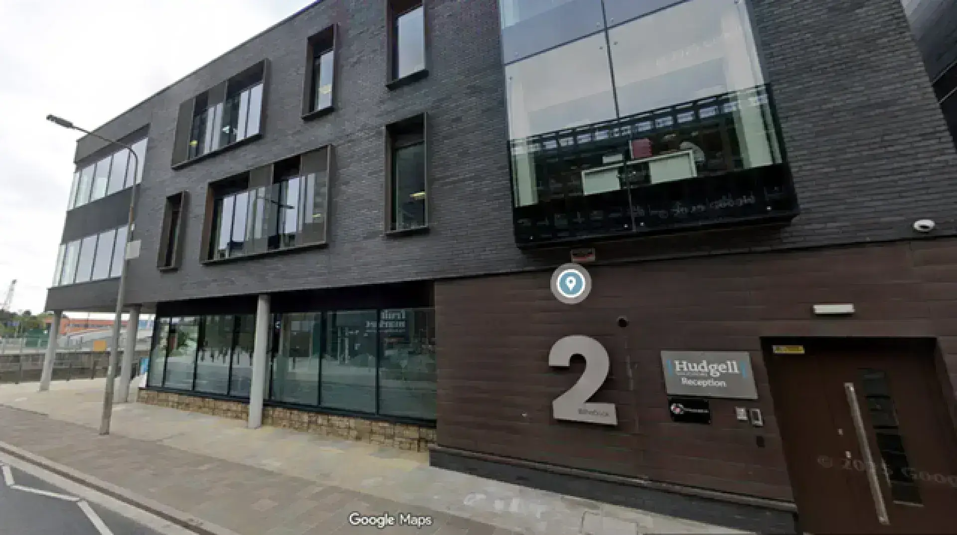 The Dock 赫爾碼頭區