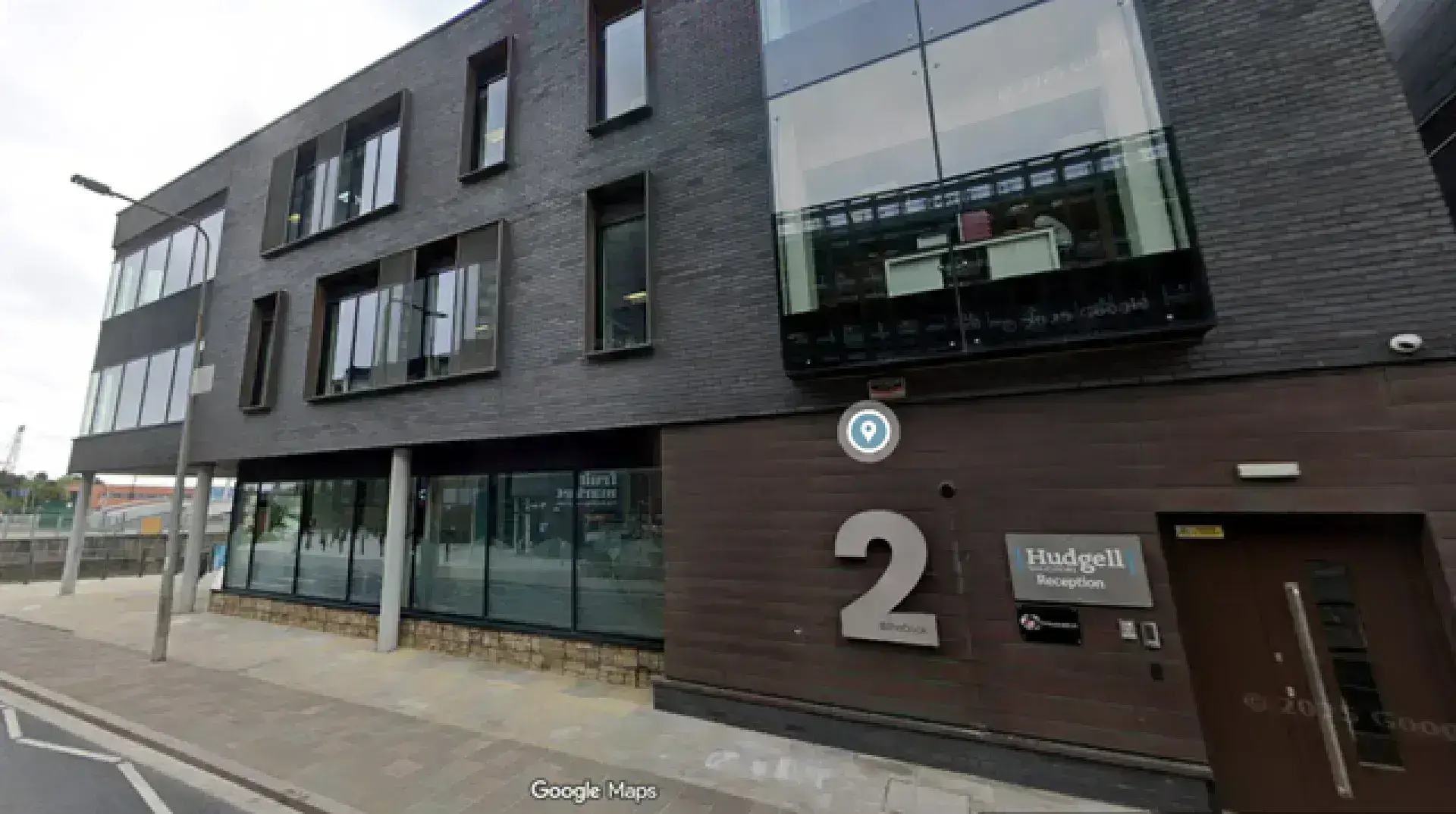 The Dock 赫爾碼頭區